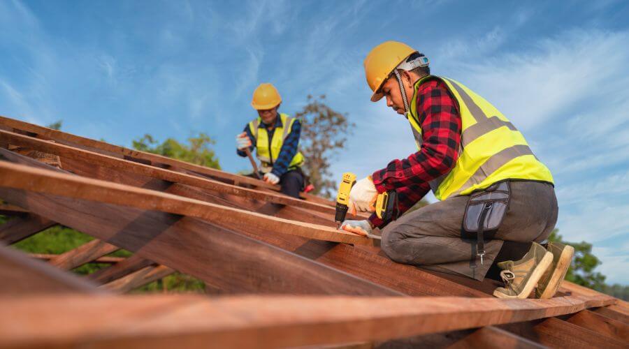 Professional roofing contractor services in Victorville - Thalara Crown